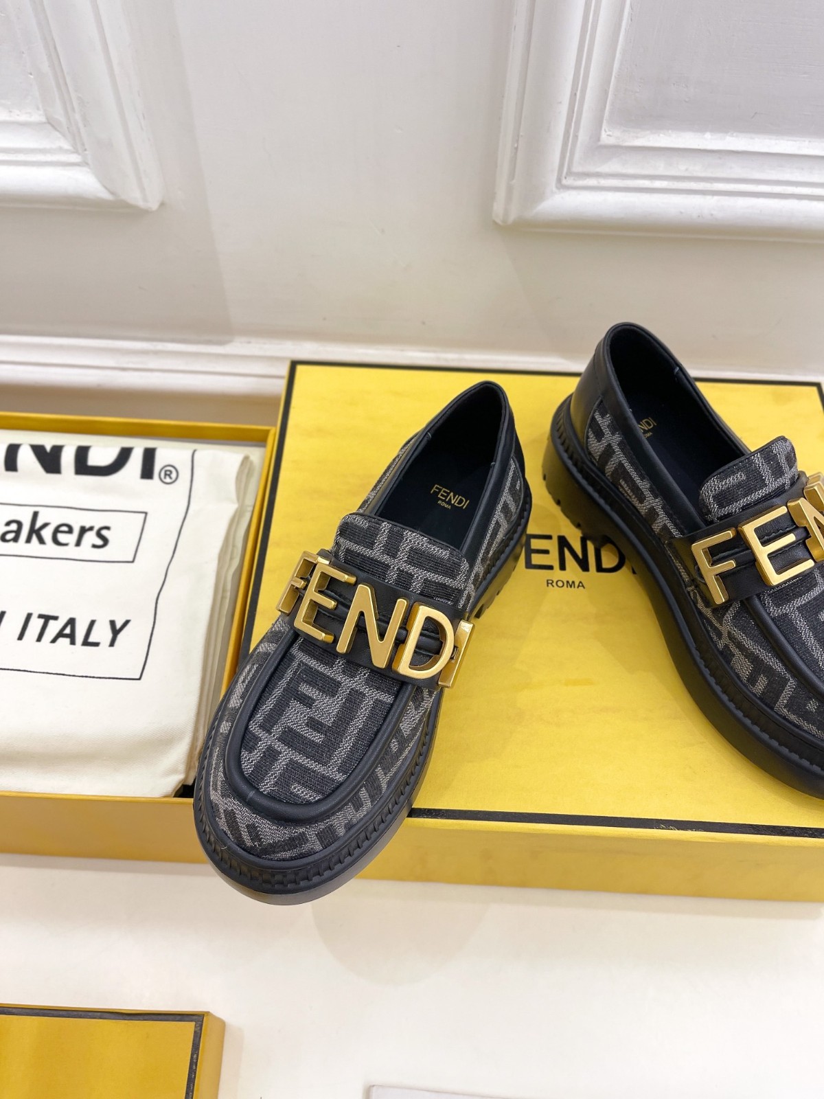 071 35123116 SIZE 35-41