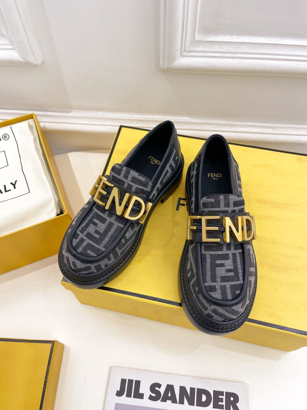 071 35123116 SIZE 35-41
