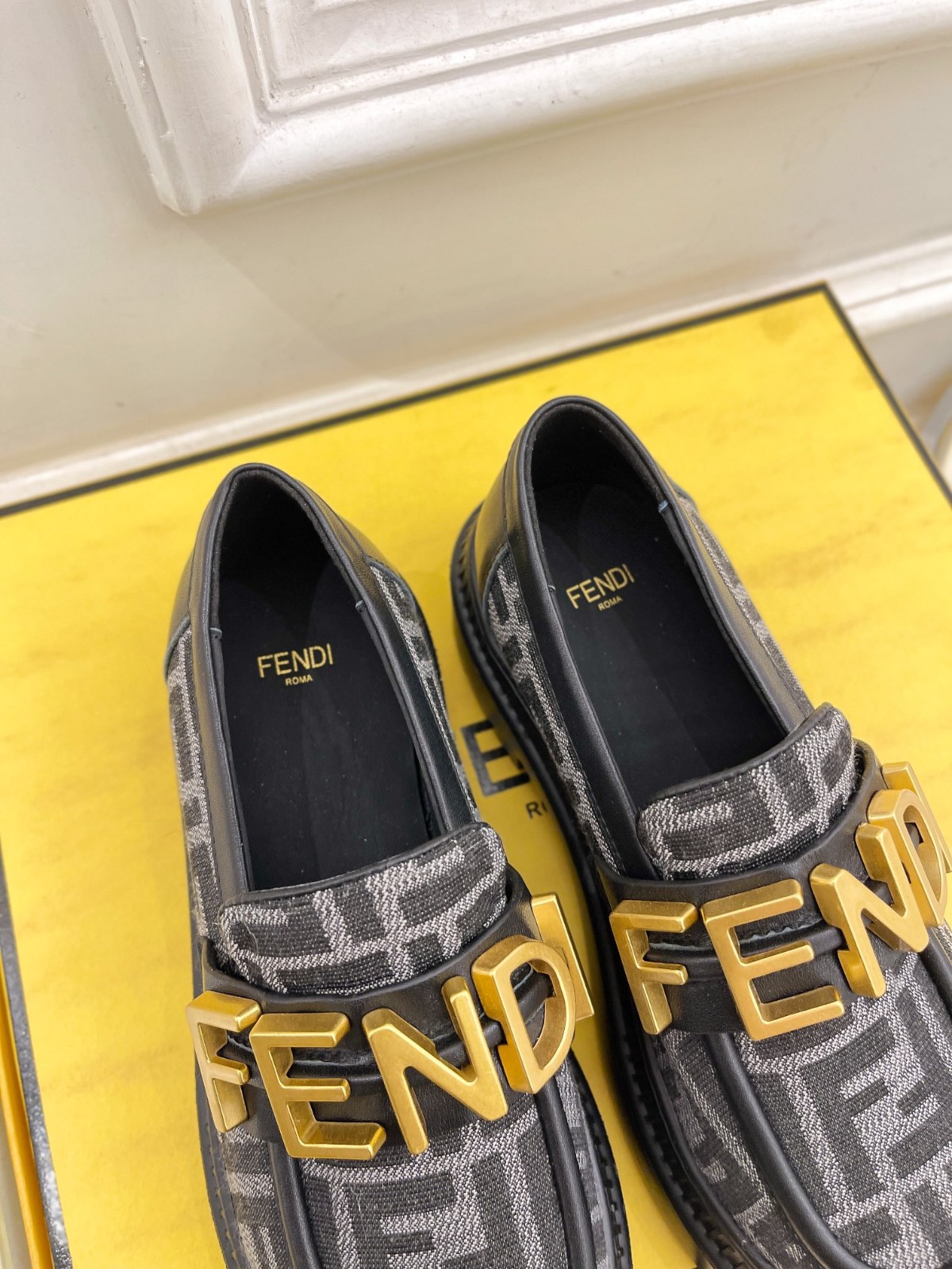 071 35123116 SIZE 35-41