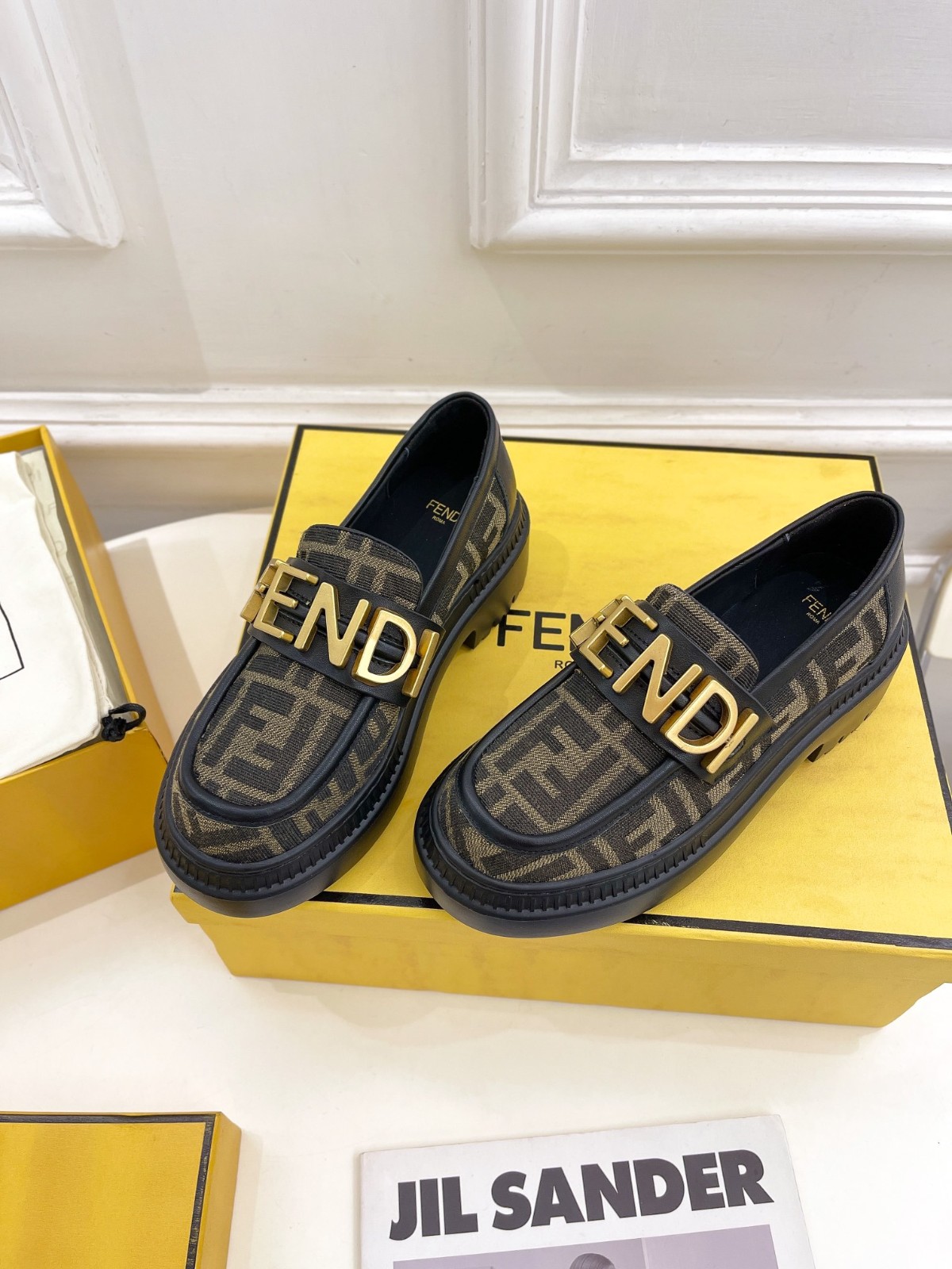 070 35123116 SIZE 35-41