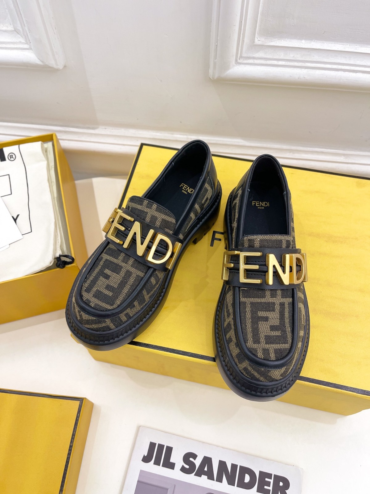 070 35123116 SIZE 35-41