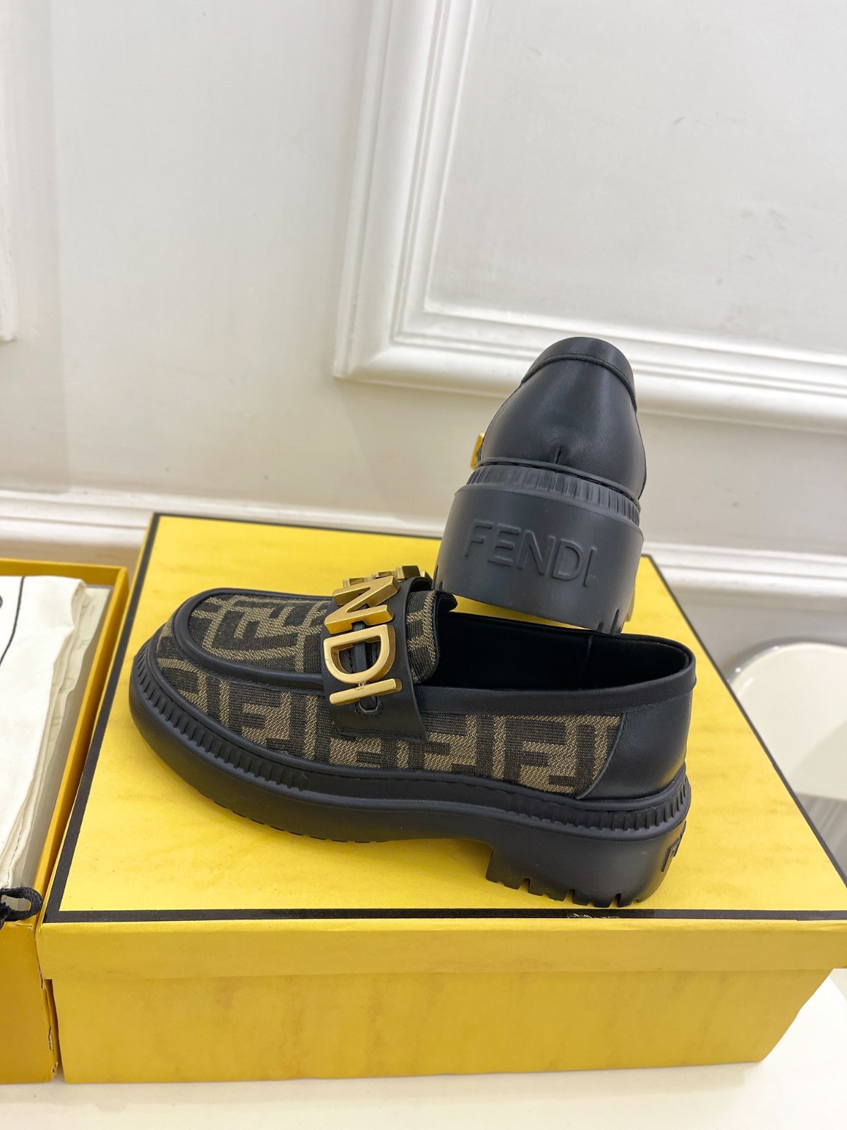 070 35123116 SIZE 35-41