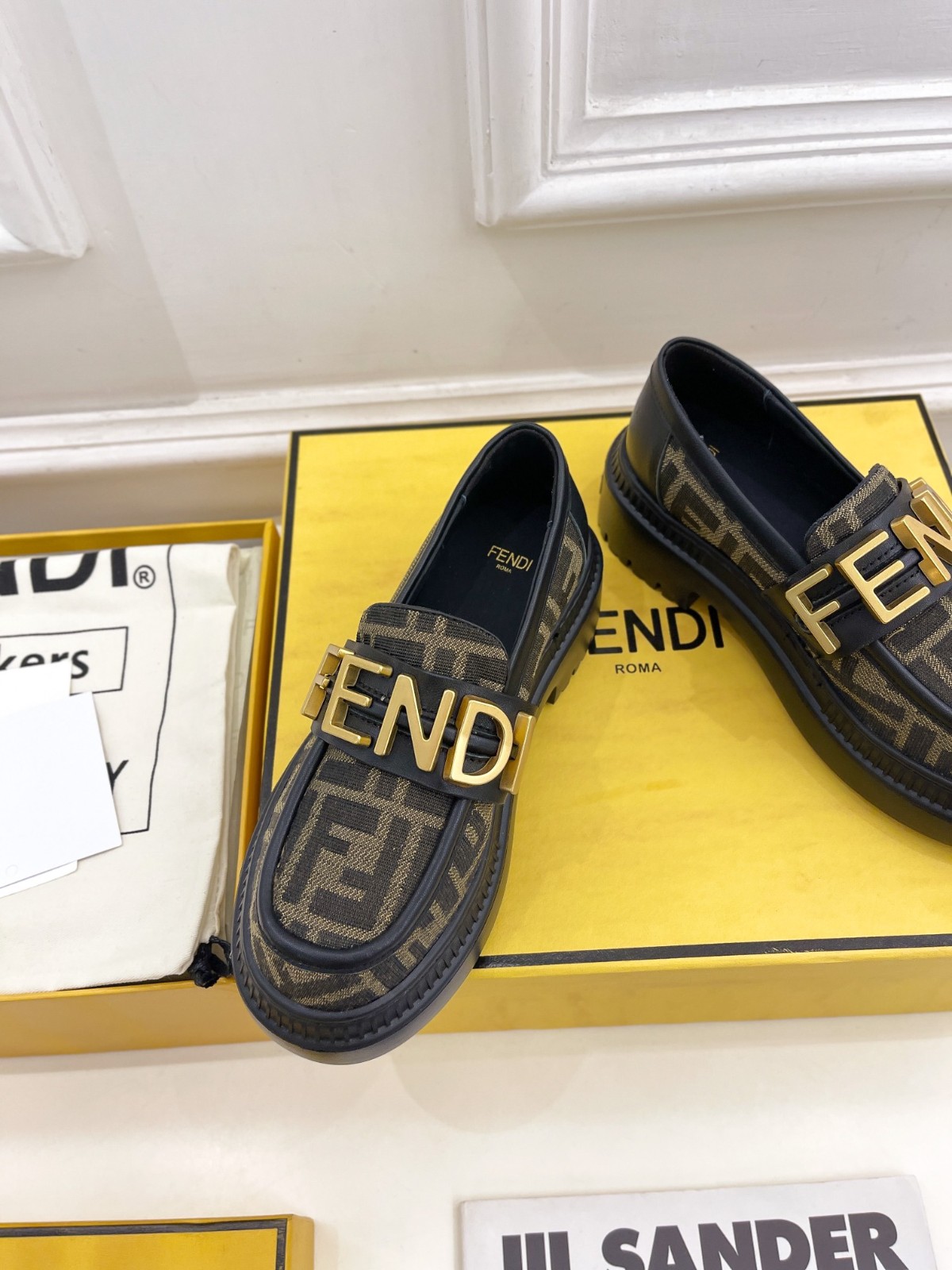 070 35123116 SIZE 35-41