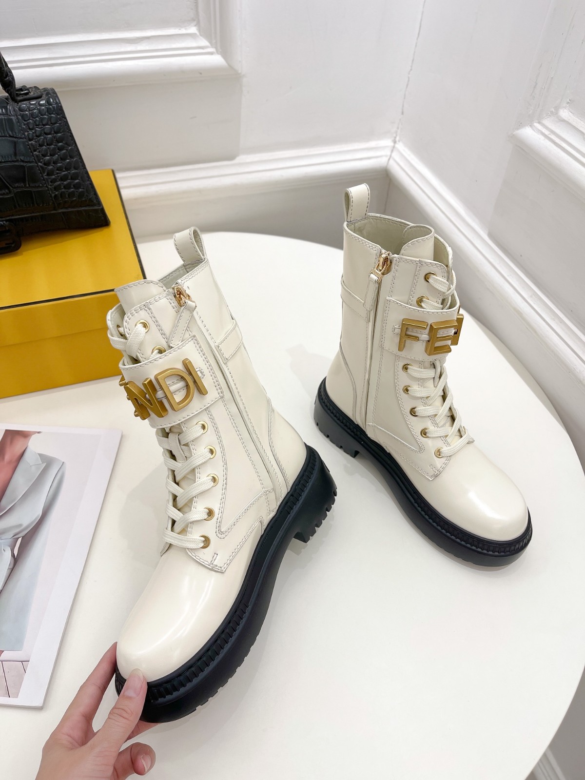 063 48123146 SIZE 35-41