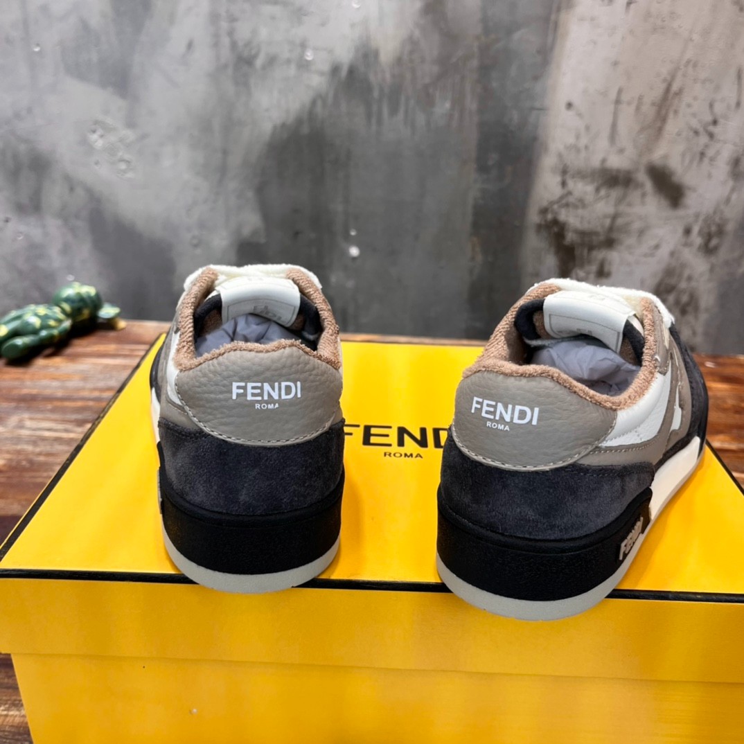 032 39123125 SIZE 35-44