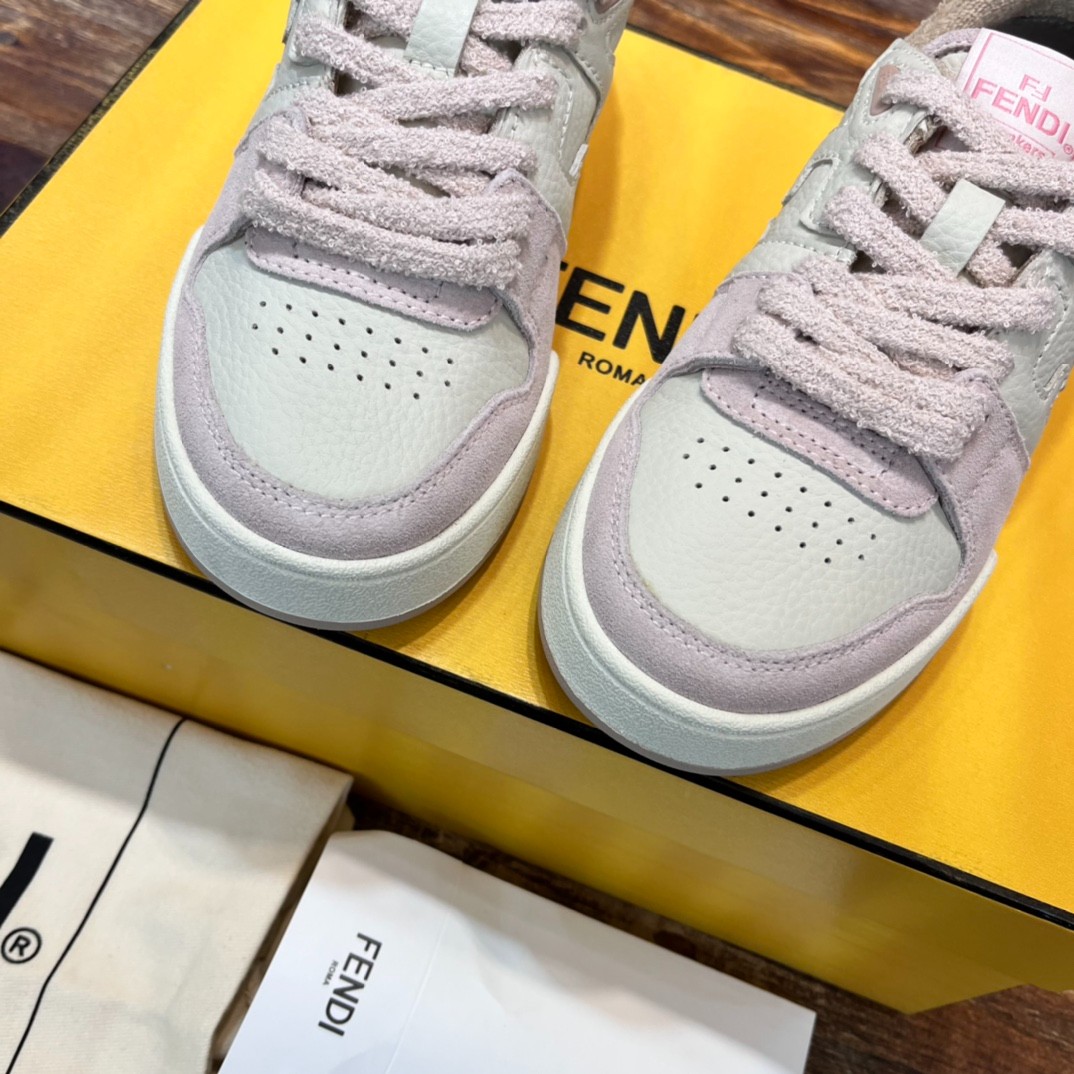 031 39123125 SIZE 35-44