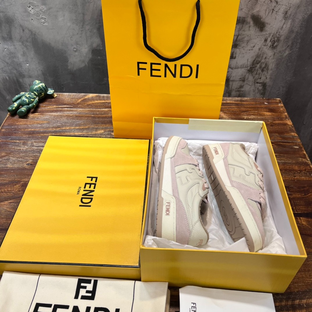 031 39123125 SIZE 35-44