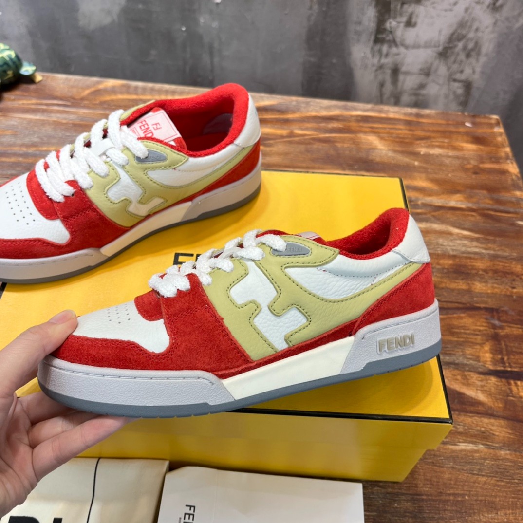 027 39123125 SIZE 35-44