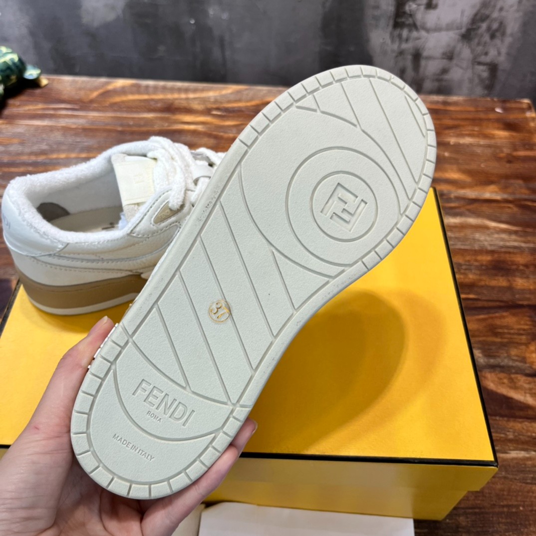 020 39123125 SIZE 35-44