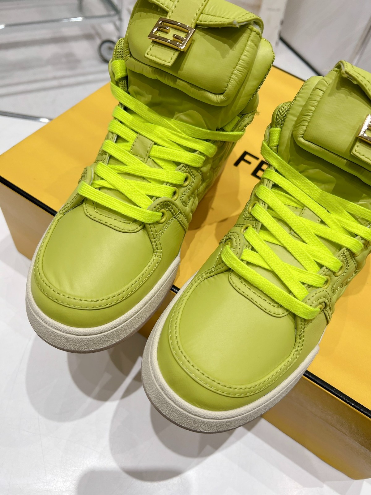 114 36123118 SIZE 35-40