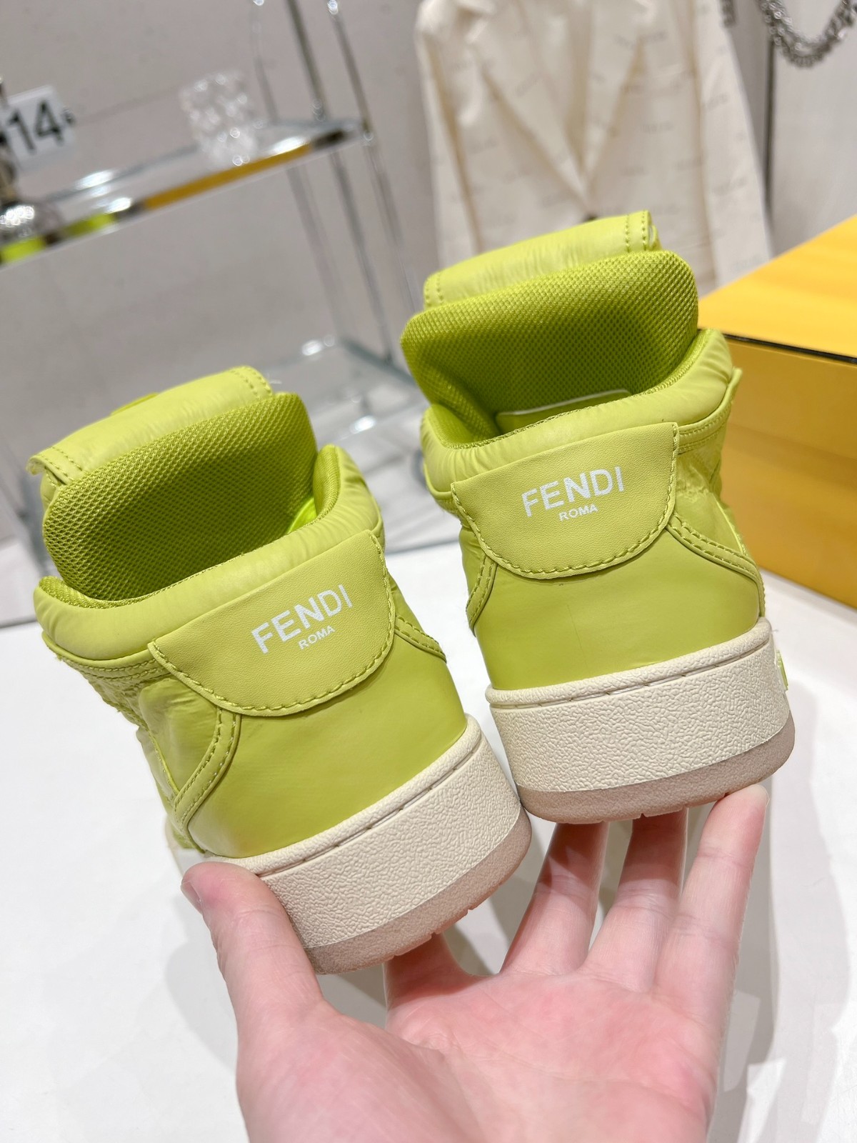 114 36123118 SIZE 35-40
