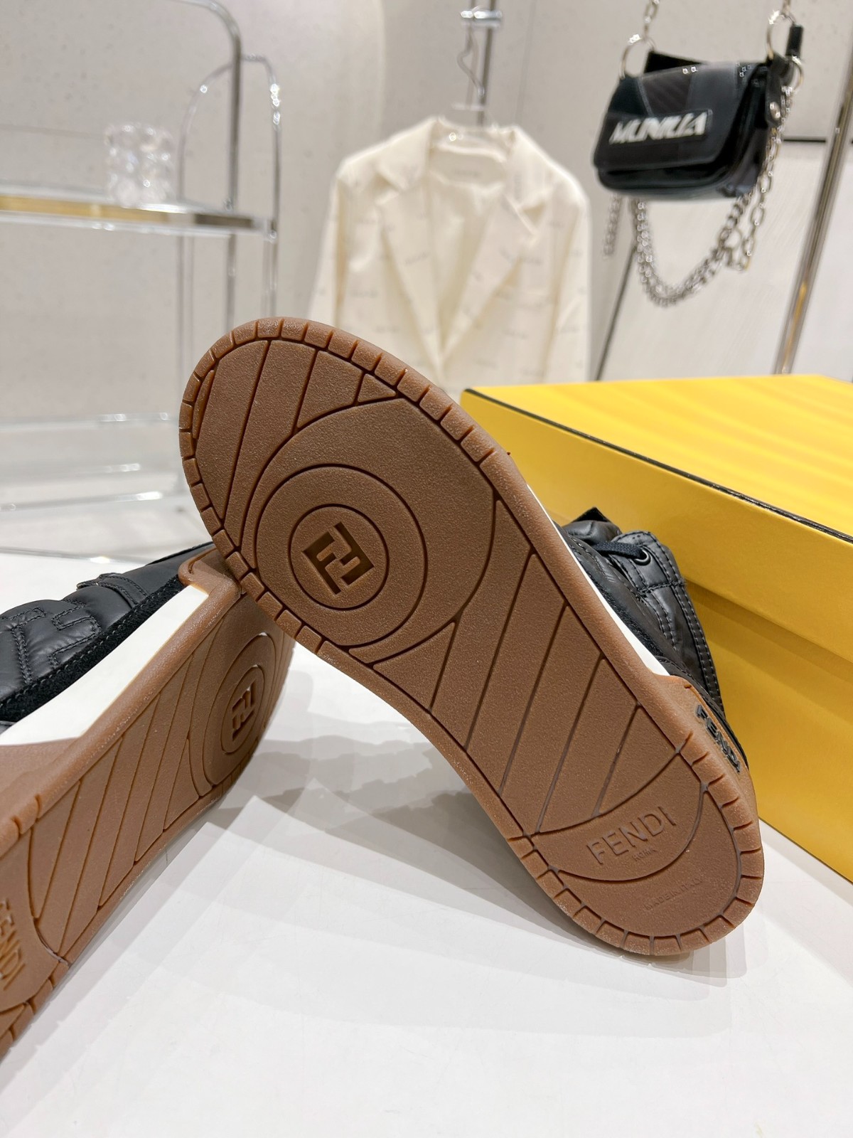 113 36123118 SIZE 35-40