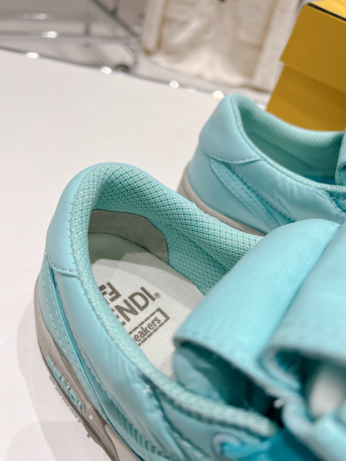112 35123116 SIZE 35-40