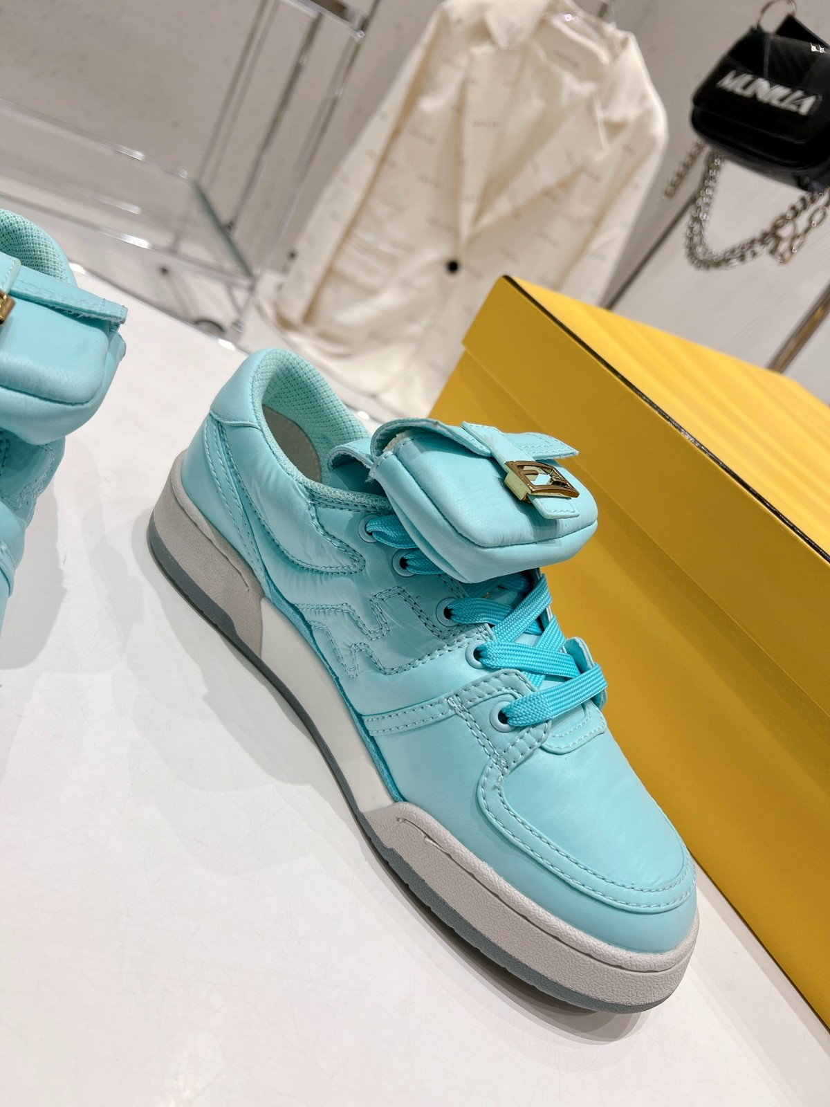 112 35123116 SIZE 35-40