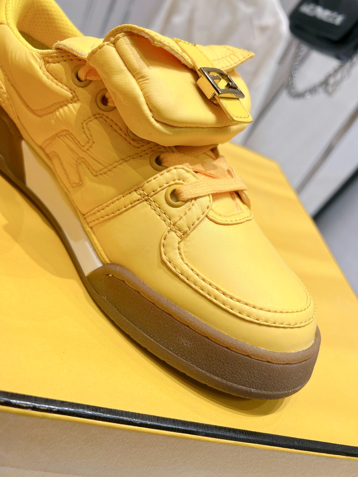111 35123116 SIZE 35-40