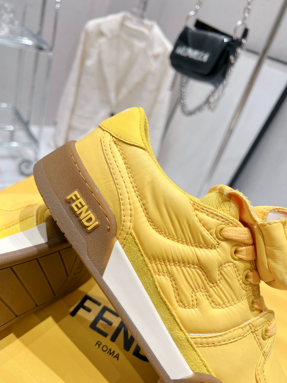 111 35123116 SIZE 35-40