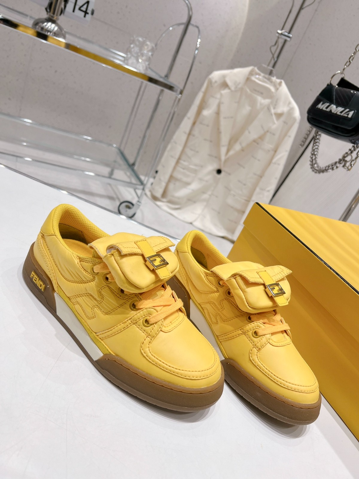 111 35123116 SIZE 35-40