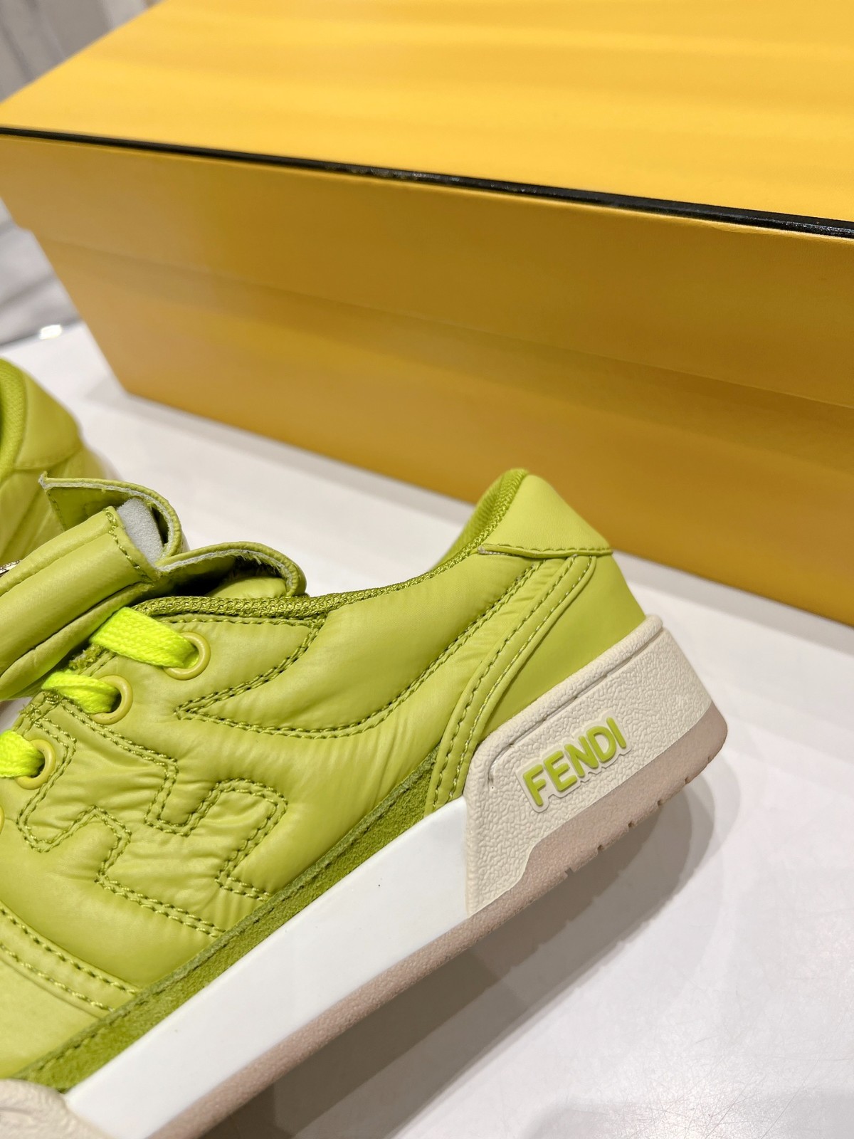 107 35123116 SIZE 35-40
