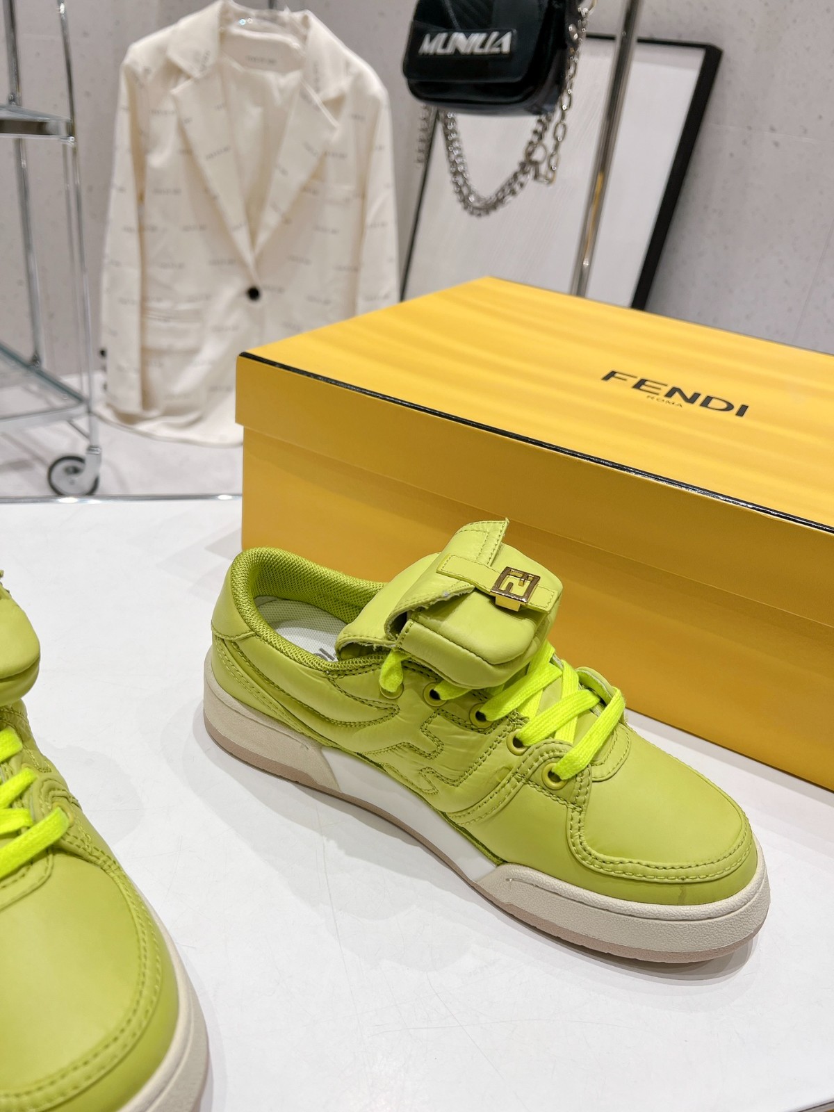 107 35123116 SIZE 35-40