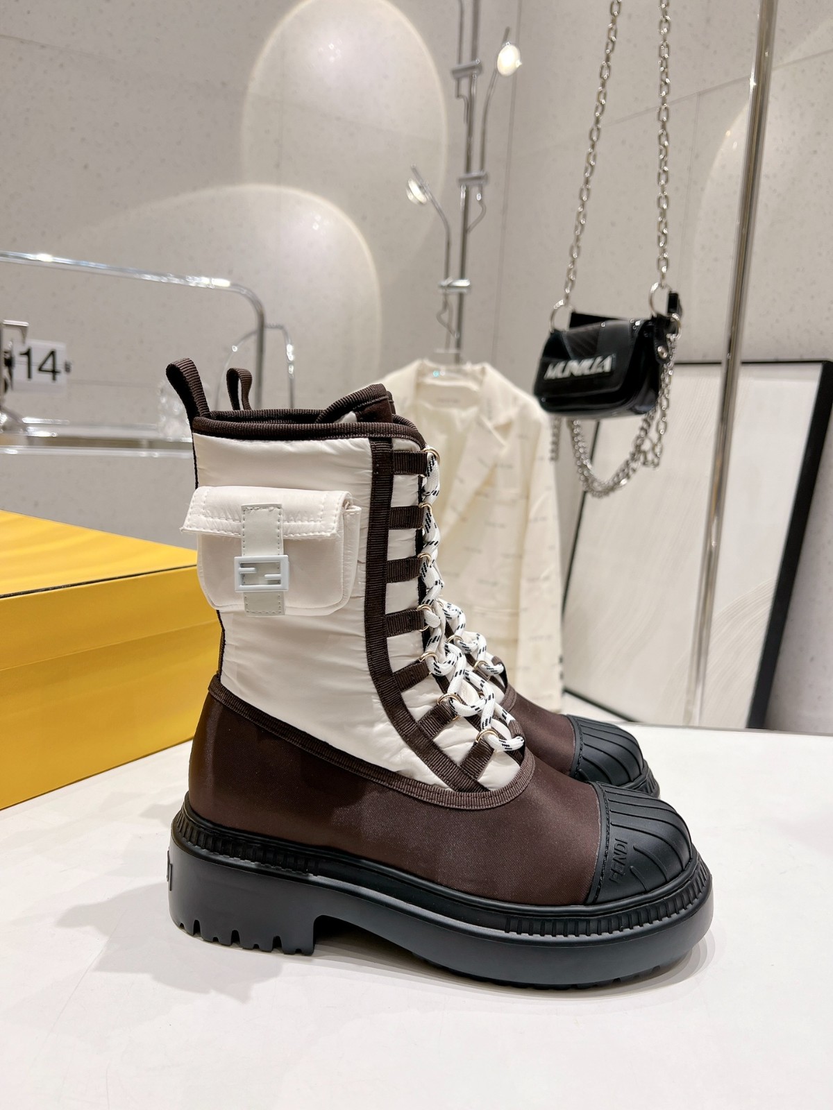 105 39123125 SIZE 35-40