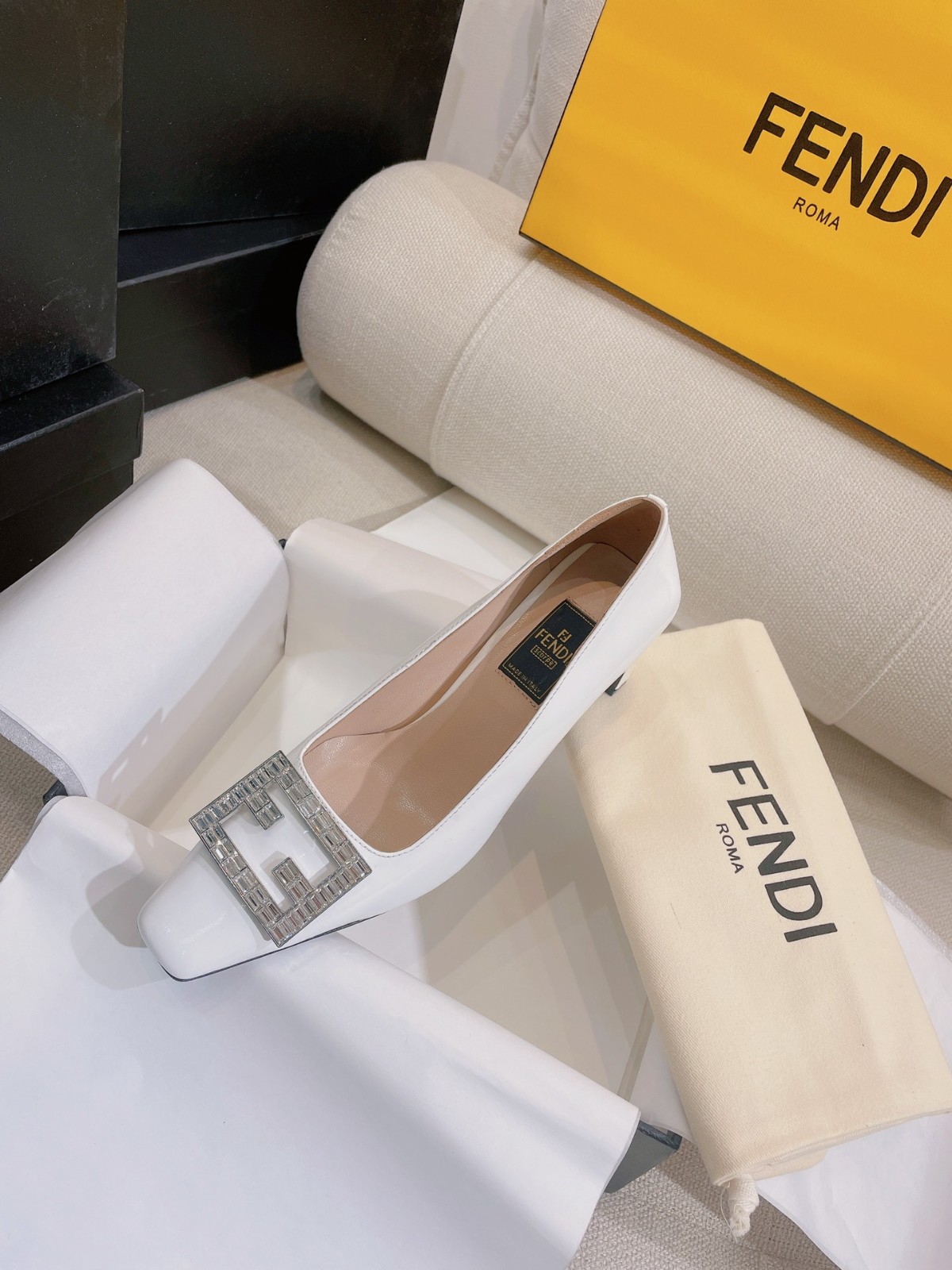 059 33123111 SIZE 35-40