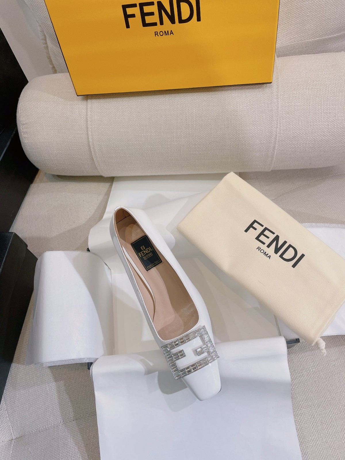 059 33123111 SIZE 35-40