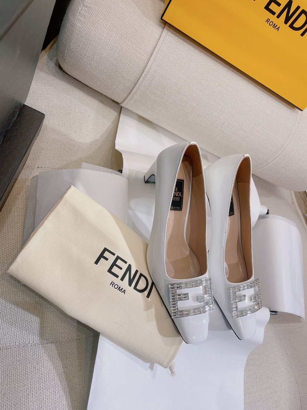 059 33123111 SIZE 35-40