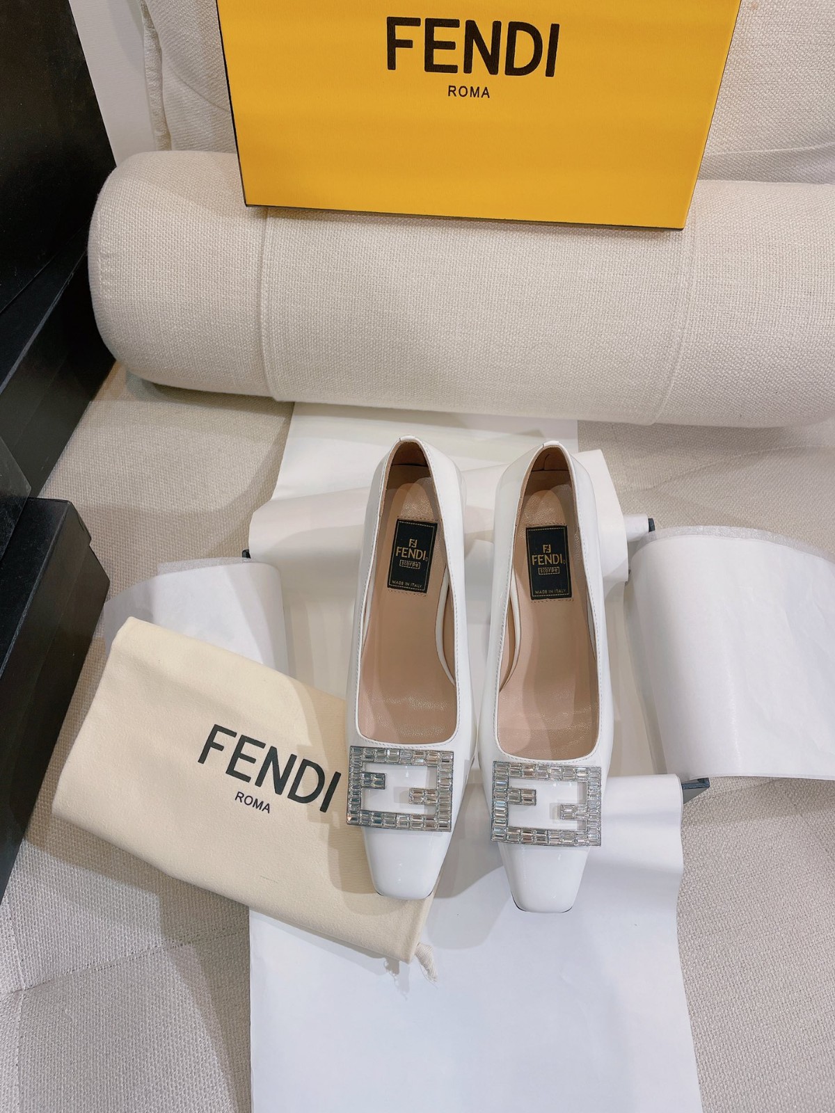 059 33123111 SIZE 35-40