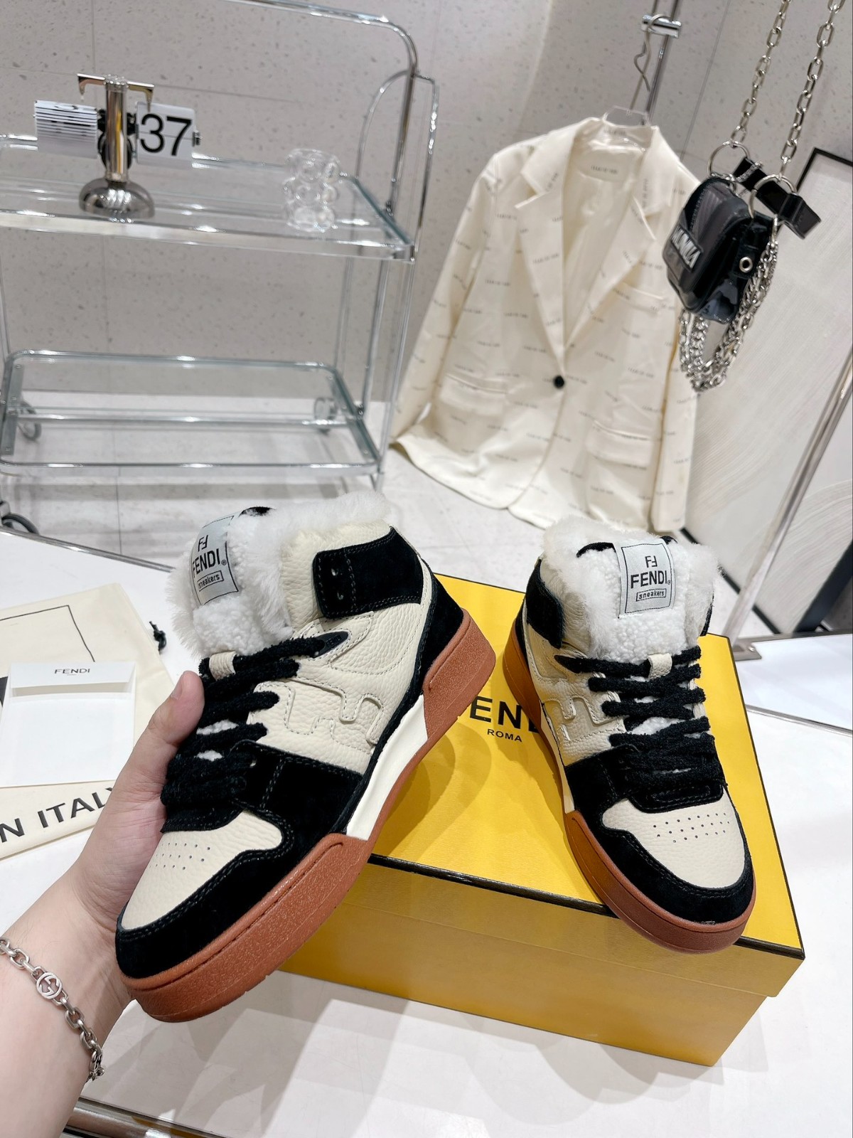 001 43123134 SIZE 35-40
