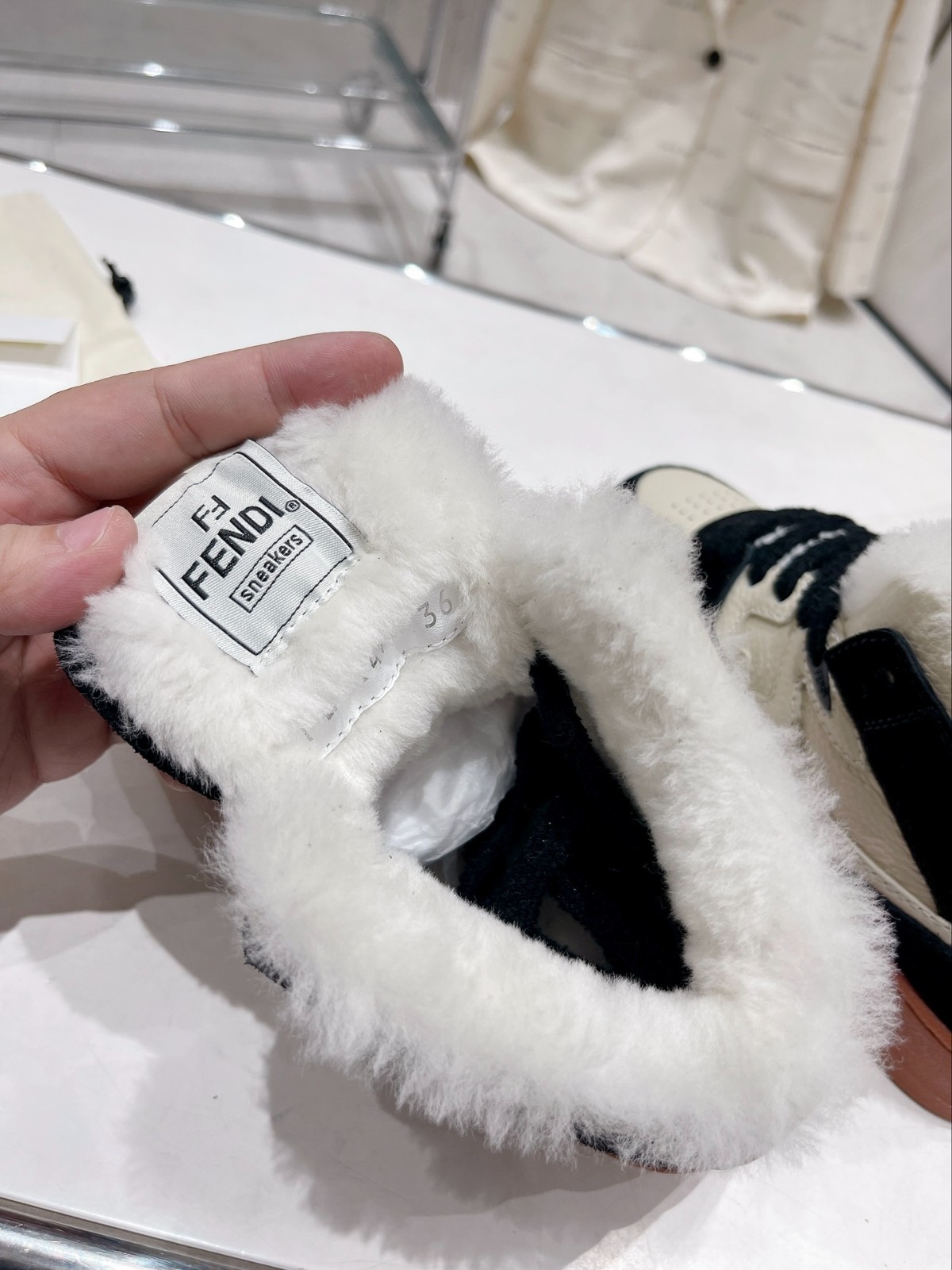 001 43123134 SIZE 35-40