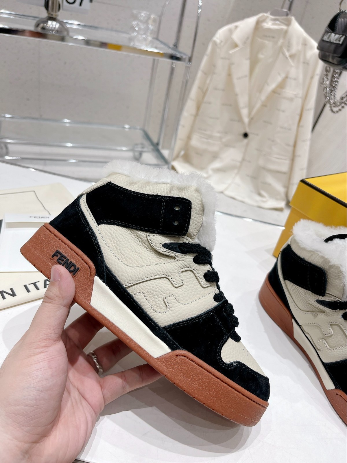 001 43123134 SIZE 35-40