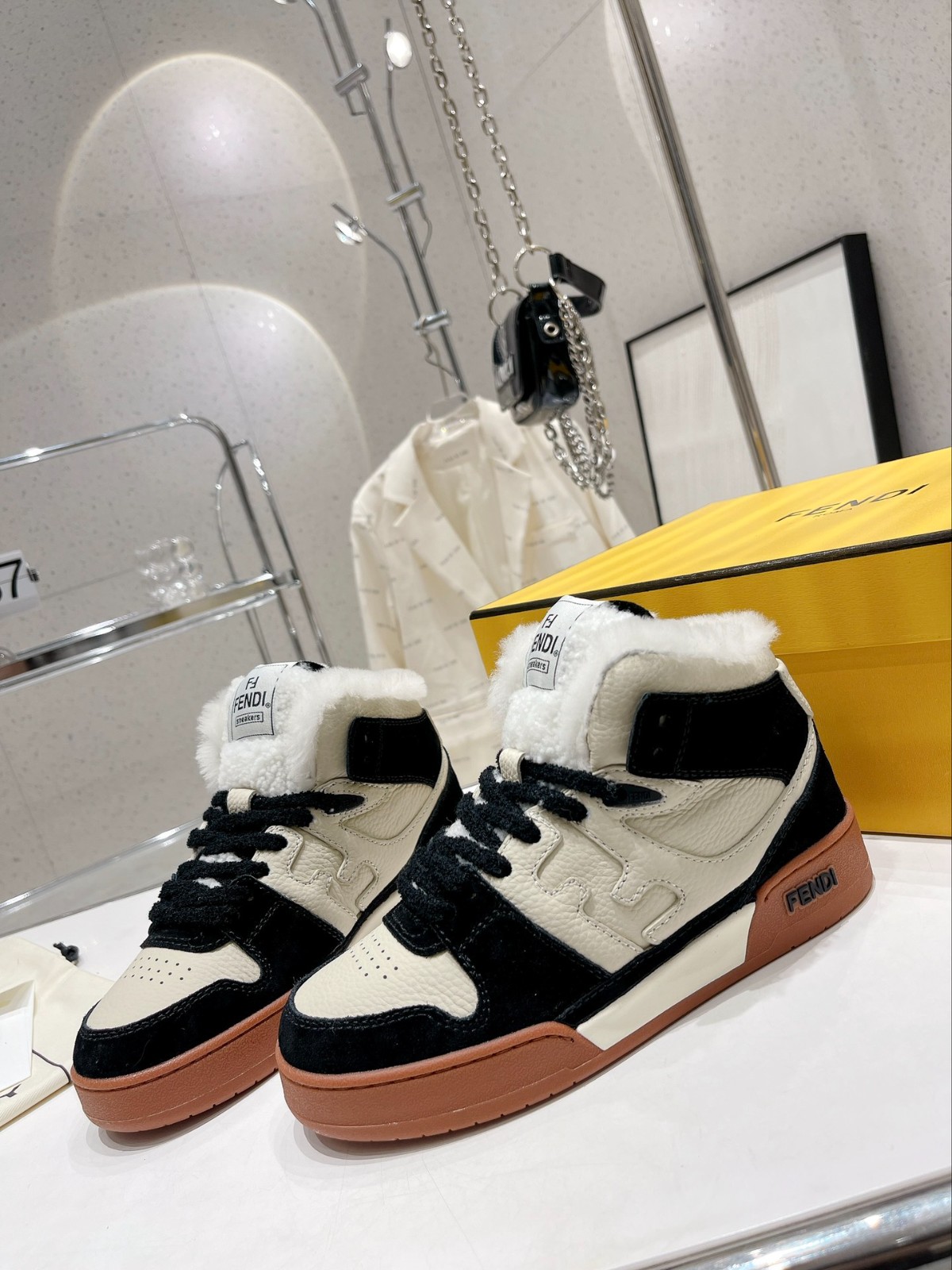 001 43123134 SIZE 35-40