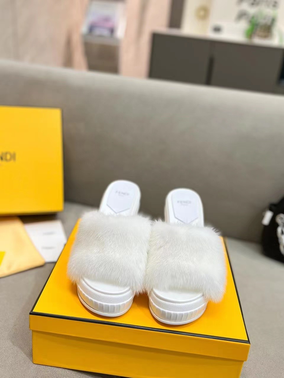 047 36123118 SIZE 35-42