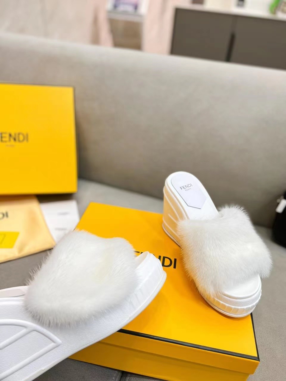 047 36123118 SIZE 35-42