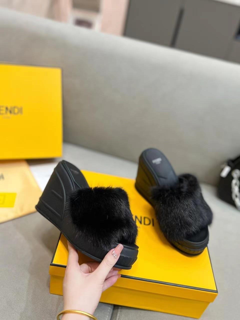 046 36123118 SIZE 35-42