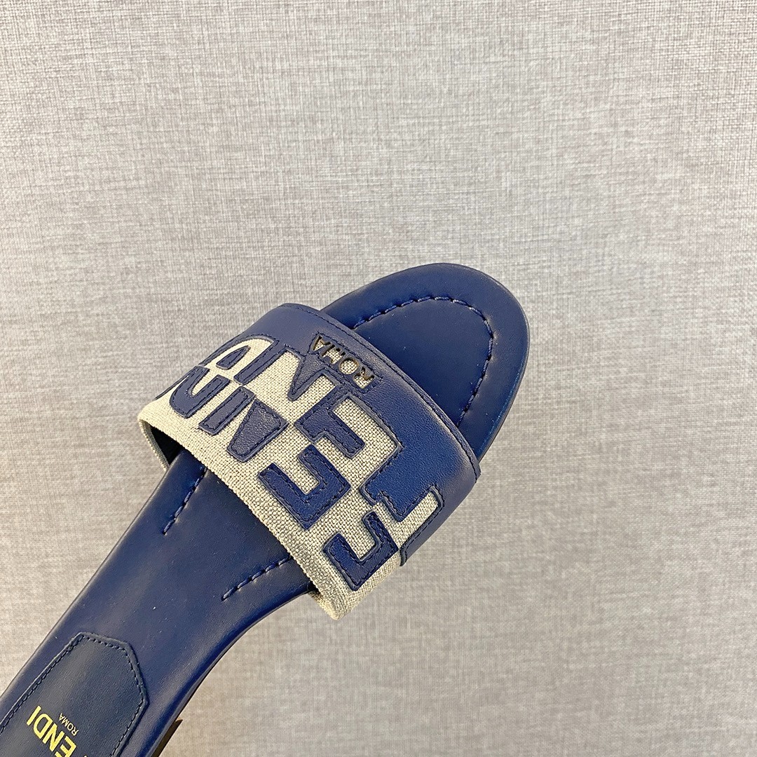 033 23123088 SIZE 35-42