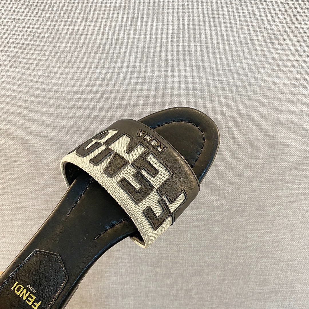 032 23123088 SIZE 35-42