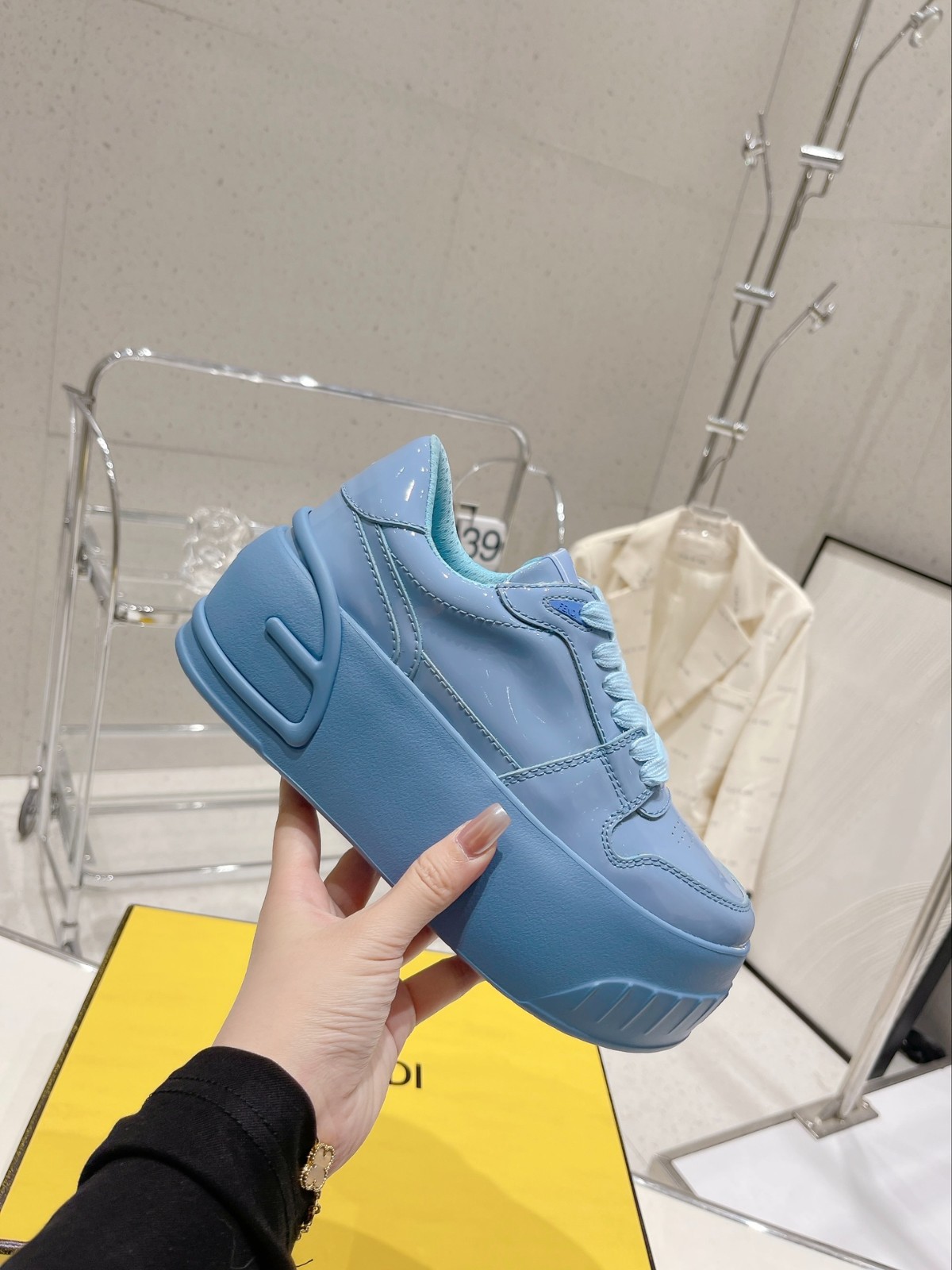031 38123123 SIZE 35-40