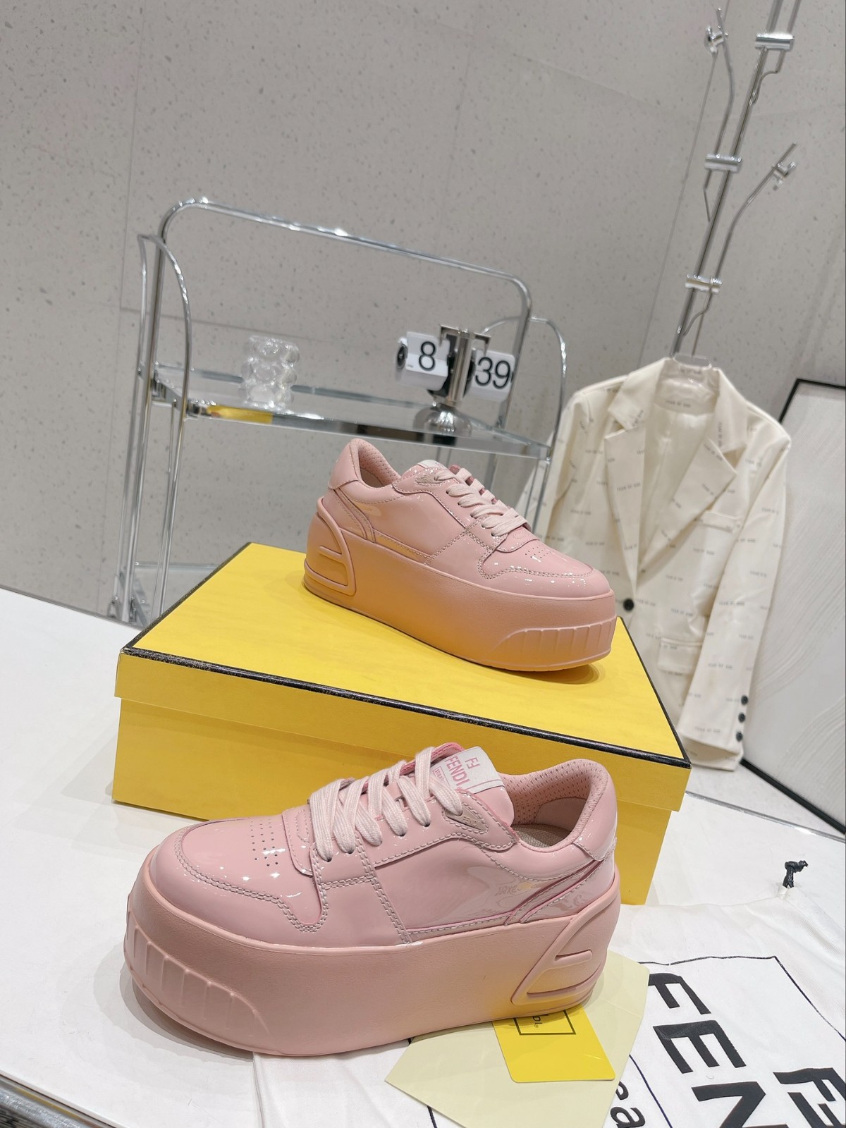 026 38123123 SIZE 35-40