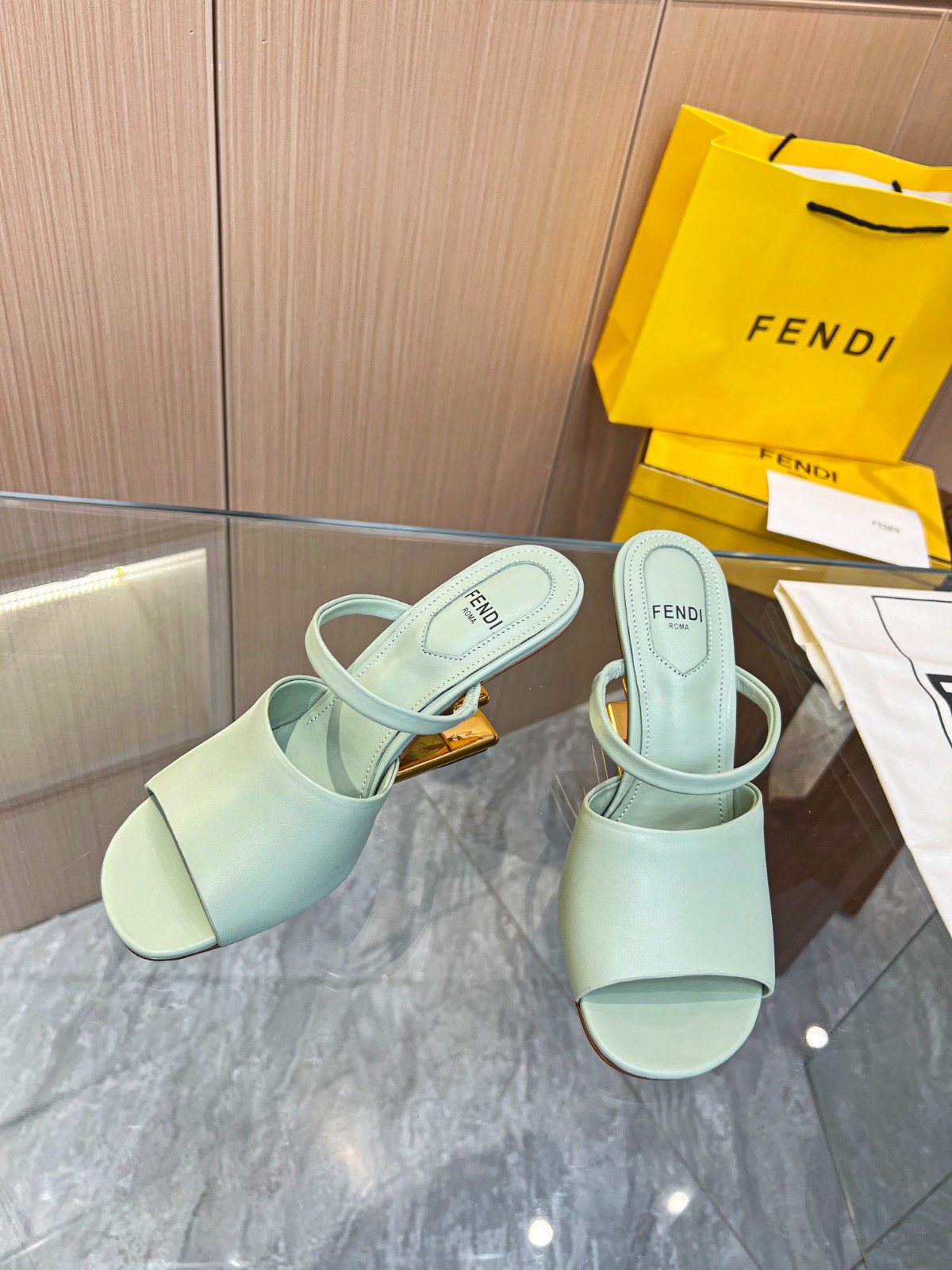021 SIZE 35-42