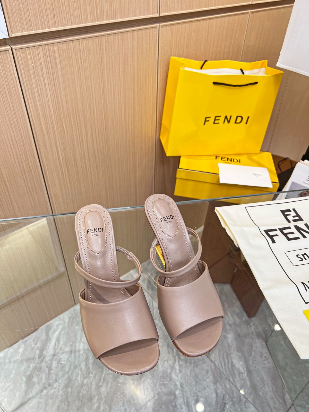 019 SIZE 35-42