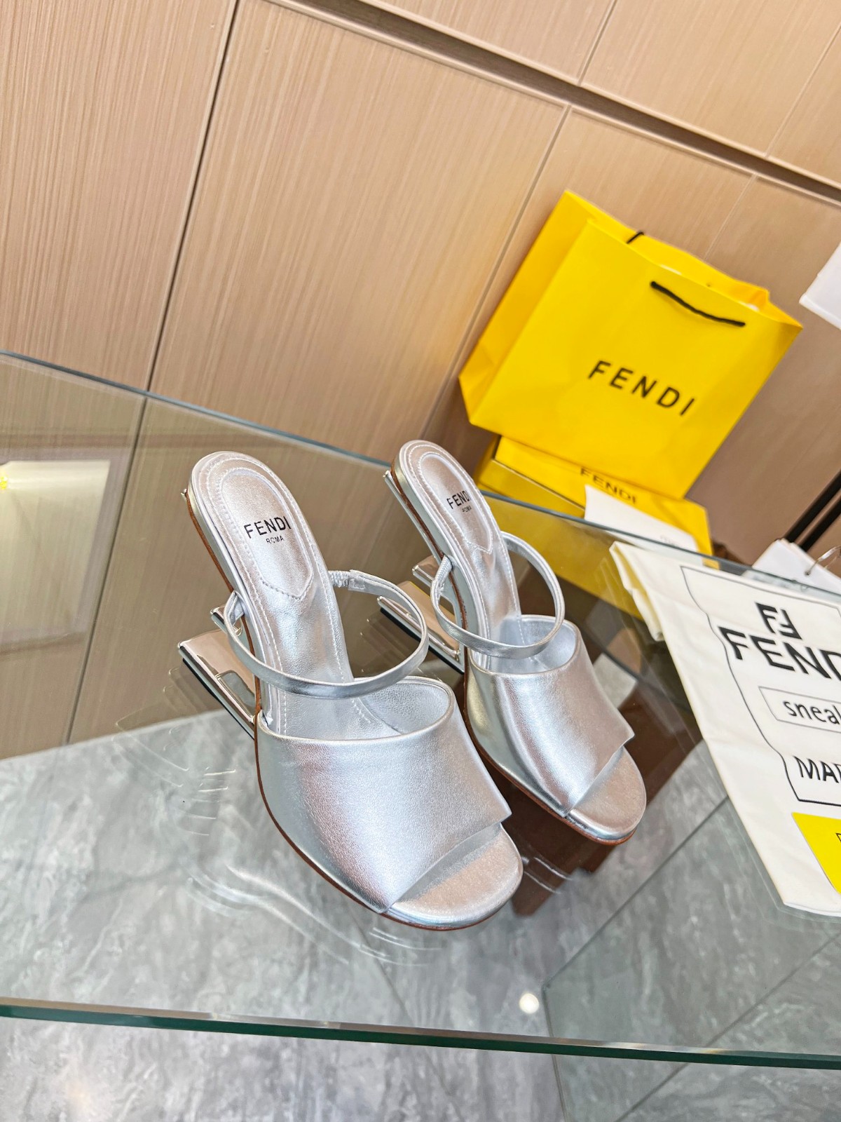 018 SIZE 35-42