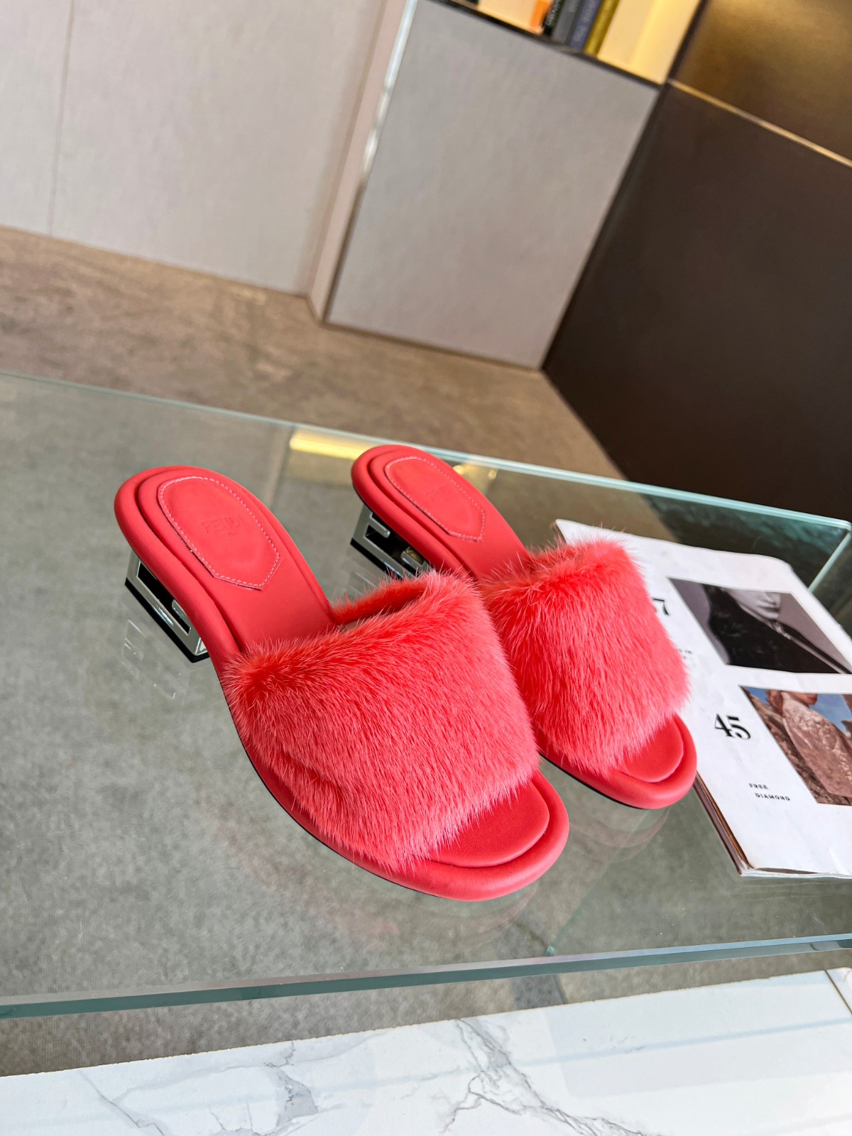 017 42123132  SIZE 35-42