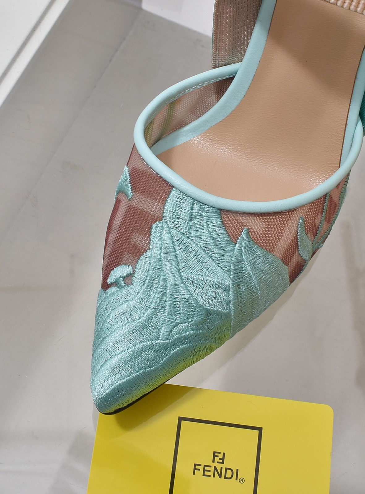 082 23123088 SIZE 35-42