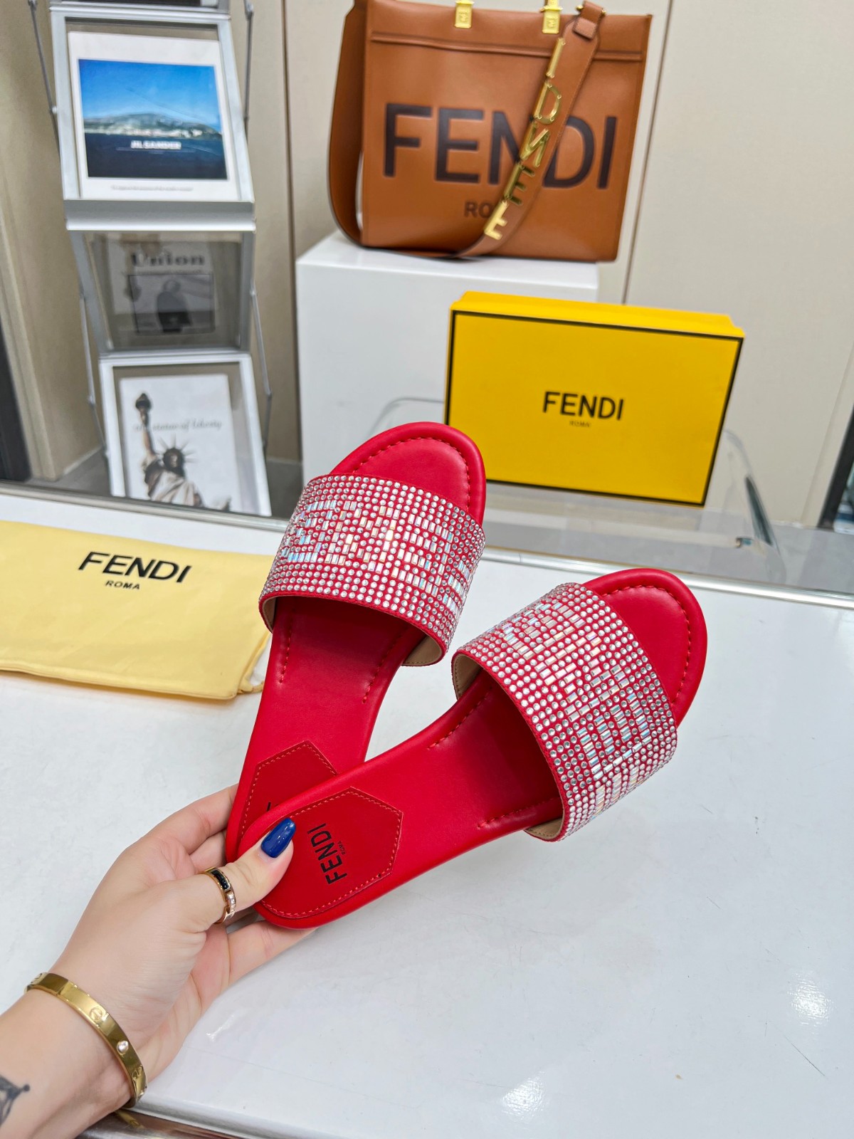 057 22123088 SIZE 35-42