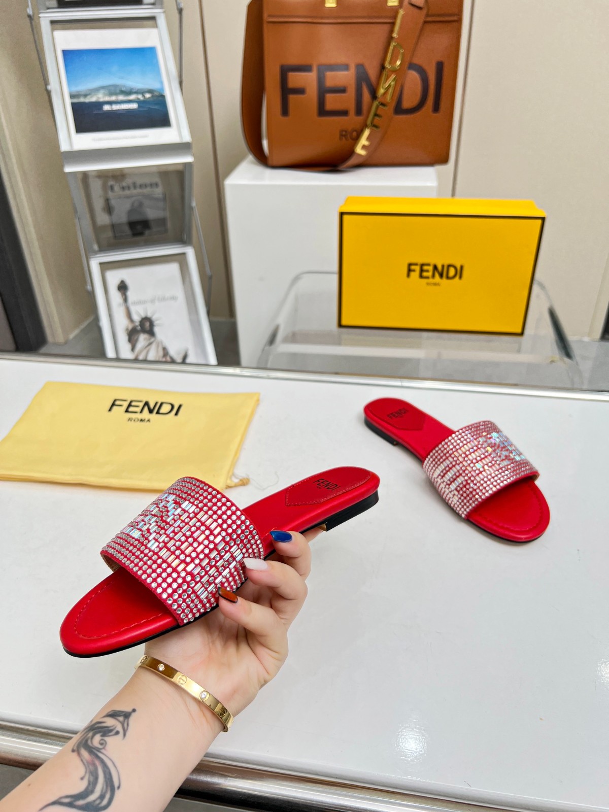 057 22123088 SIZE 35-42