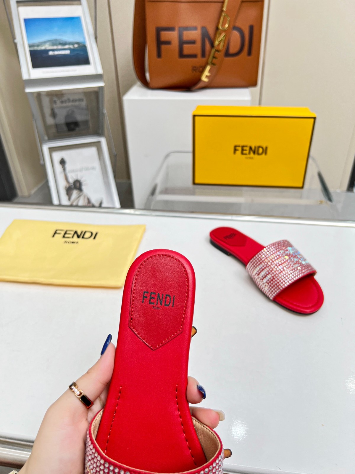 057 22123088 SIZE 35-42