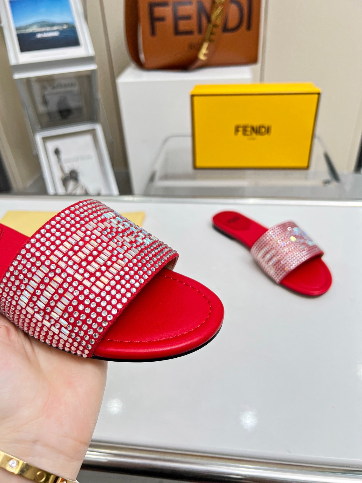 057 22123088 SIZE 35-42