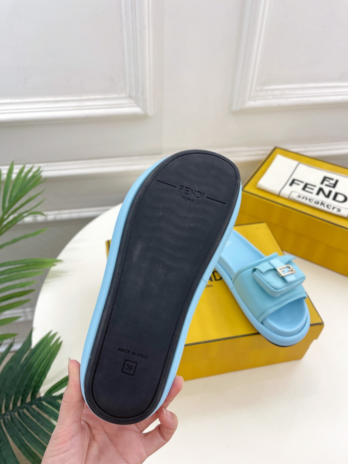 051 29123125 SIZE 35-41