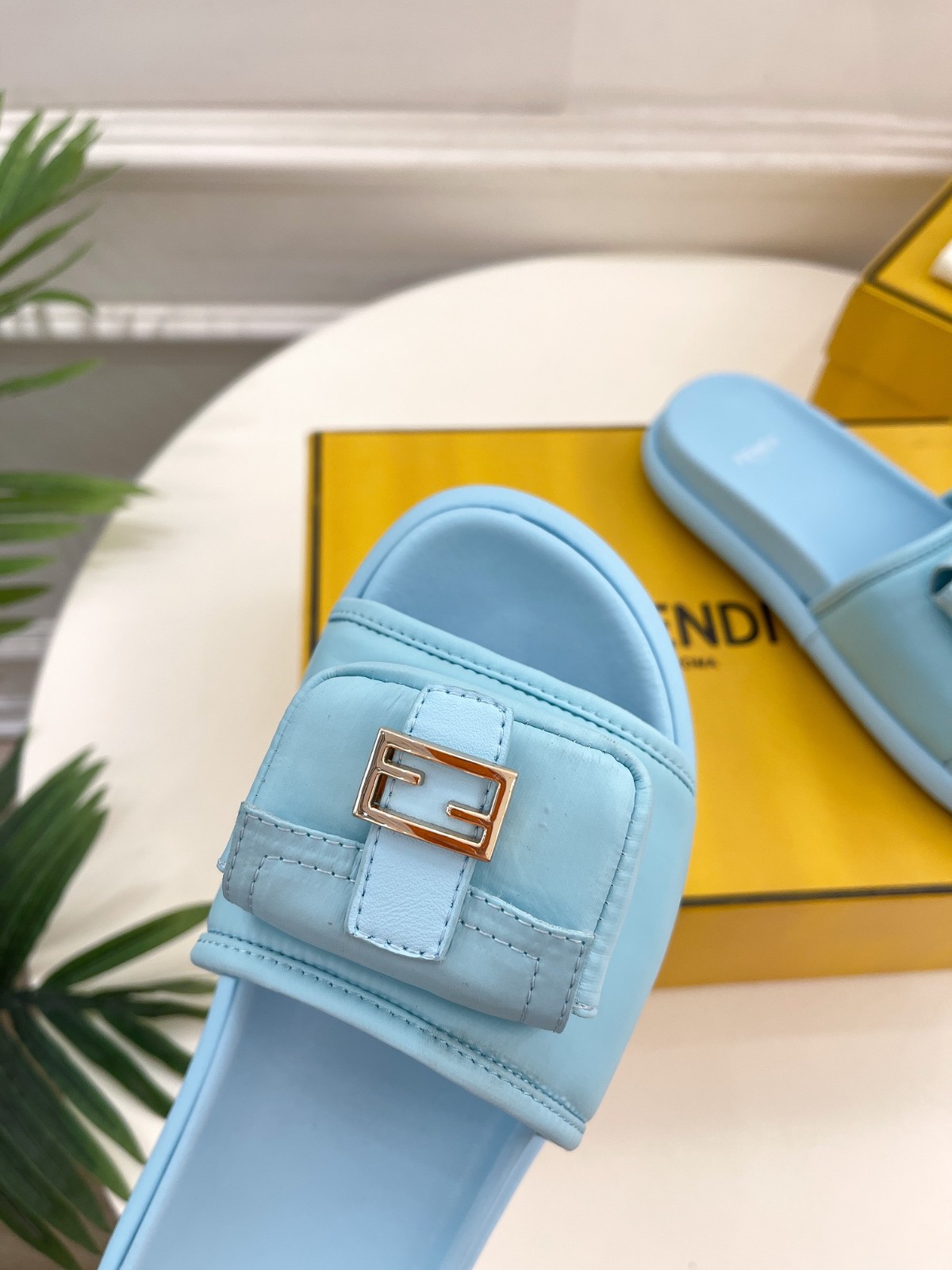 051 29123125 SIZE 35-41